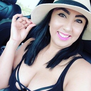 Meet your Posher, Yvonne